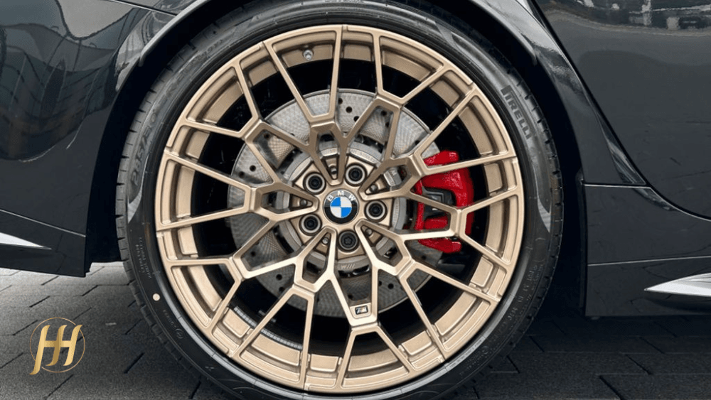 BMW M3 CS - 1000x563 - 11