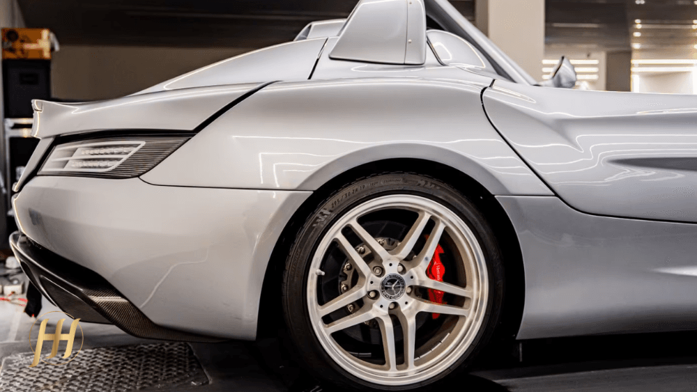 Mercedes-Benz McLaren Stirling Moss - 1000x563 - 23