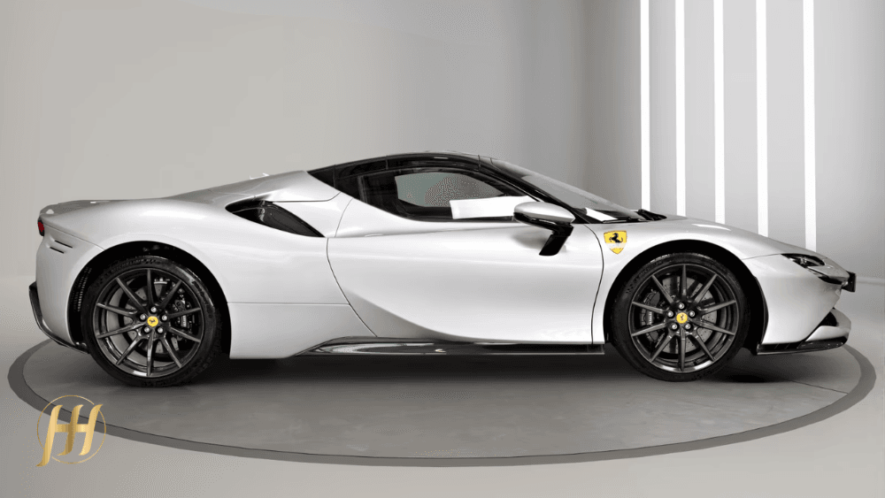 SF90 SPYDER 1 - 1000x563 - 14