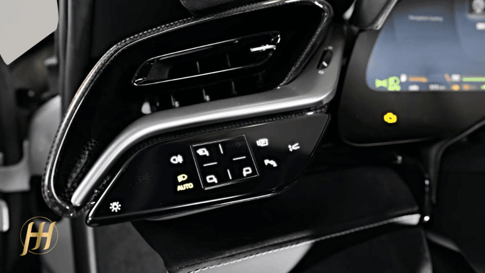 SF90 SPYDER 1 - 1000x563 - 16